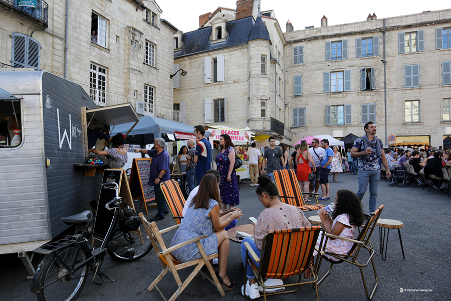 Marché gourmand Périgueux Vintage Days